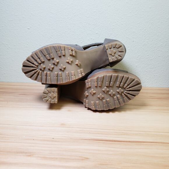 Report Women's Size 8.5 Open Toe Platform Stack Heels Taupe Studded‎ Bohemian - Picture 8 of 11